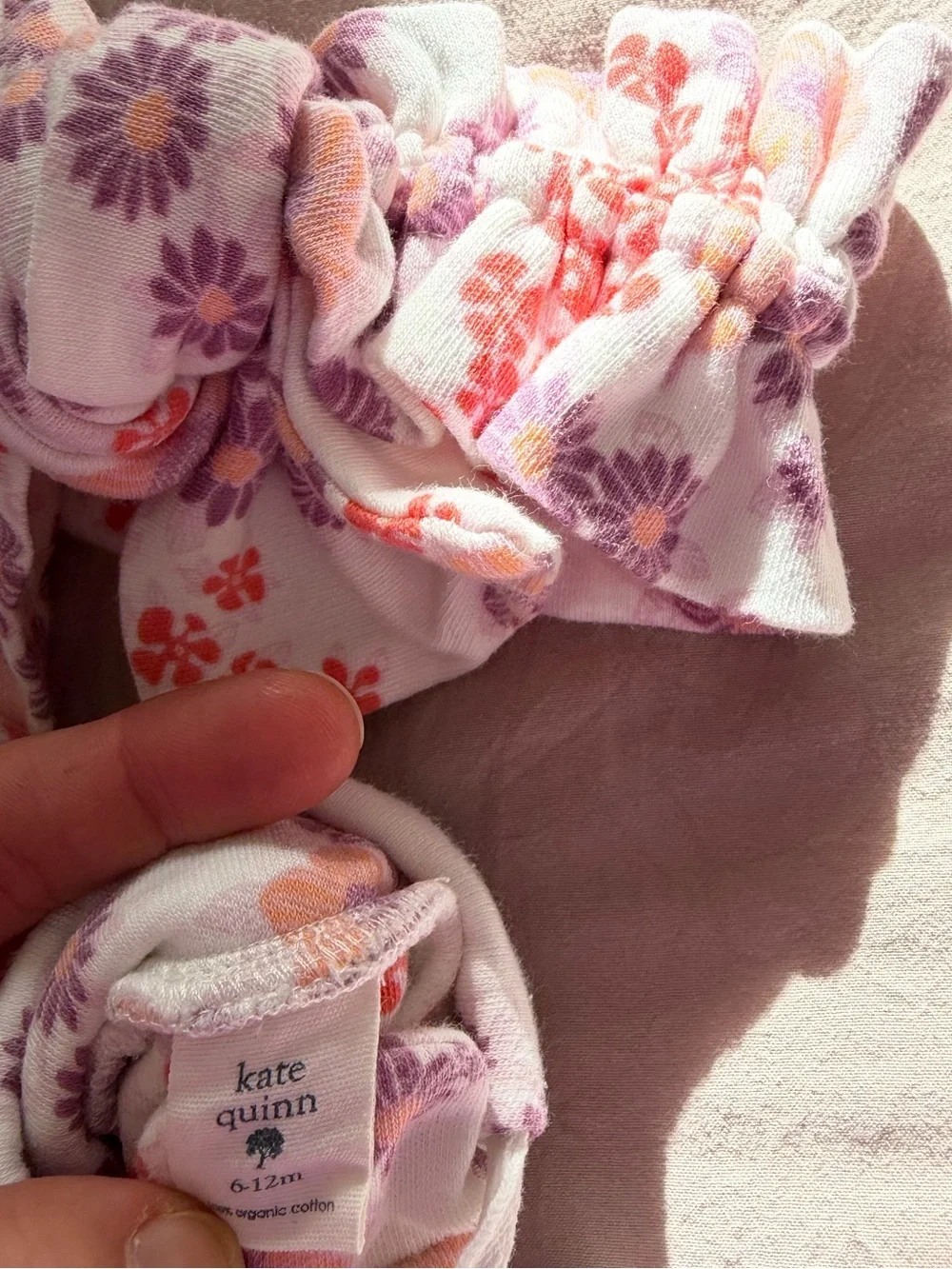 Like new Kate Quinn 100% cotton Baby Bootie and headband Set, size 6-12 month